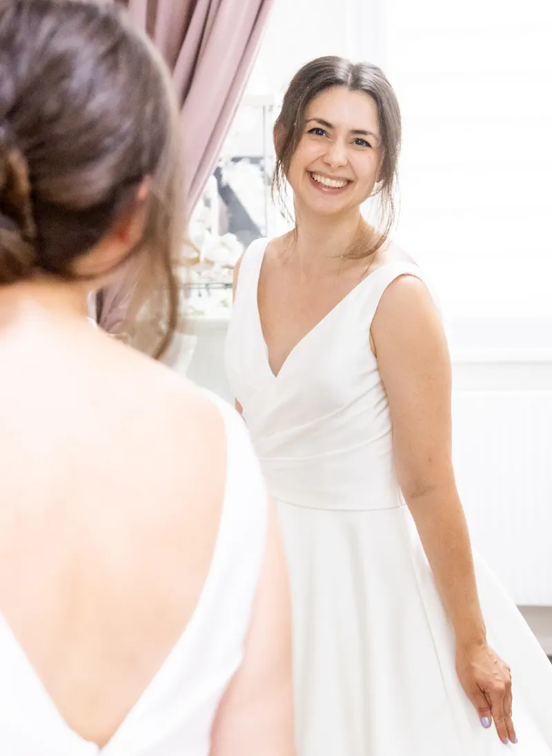 Brautkleid_aus_2_Hand